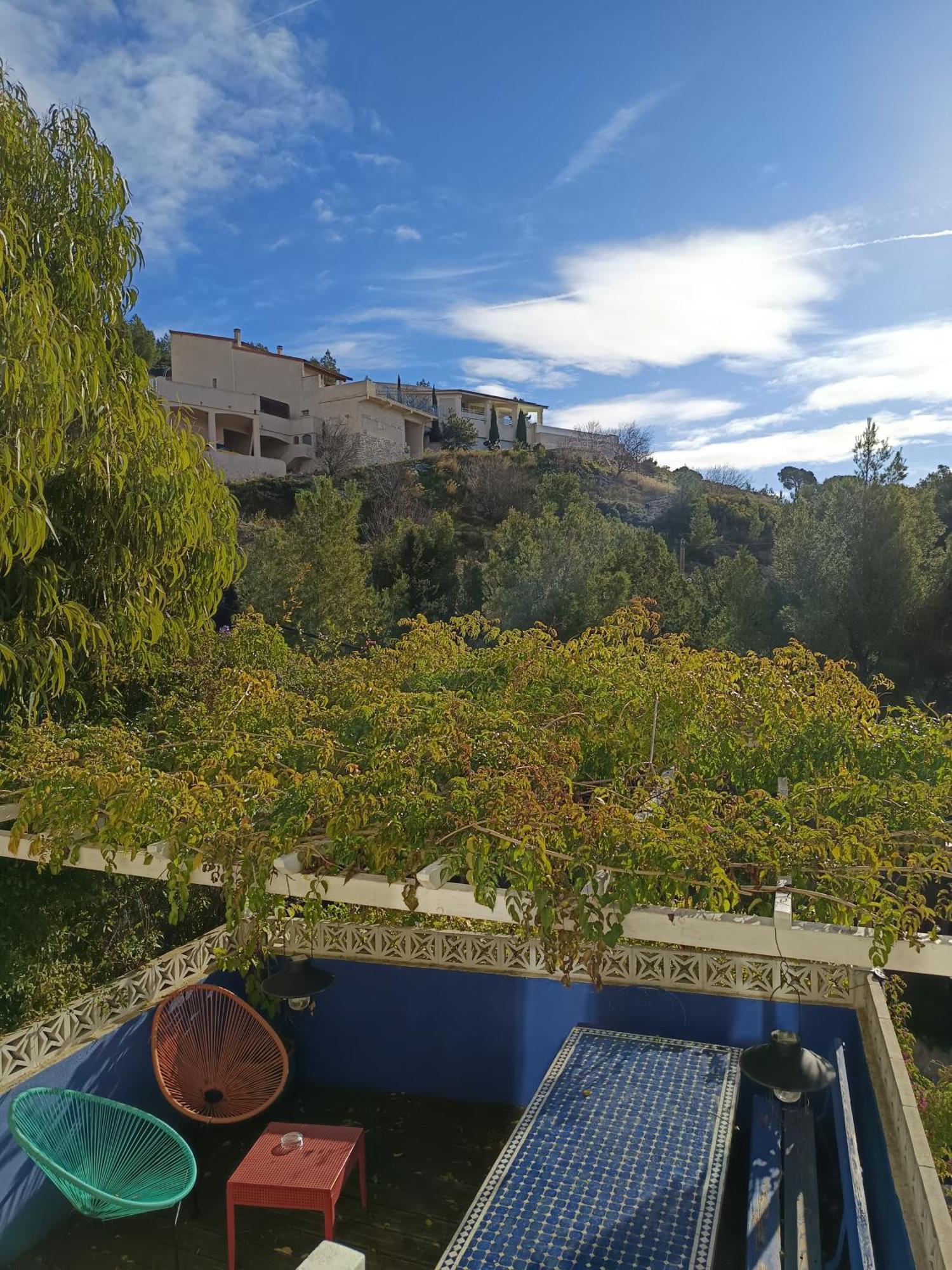 Independant Terrasse Entre Et Collines *